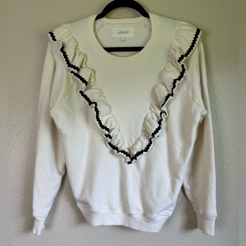 THE GREAT Shrunken Ruffle Sweatshirt Washed White - Picture 2 of 8